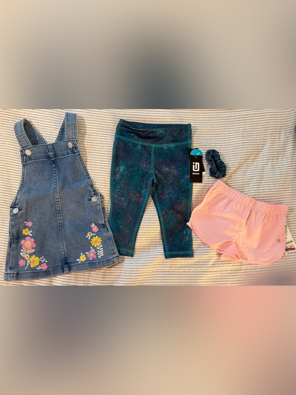 #46 - NEW - Bundle of Girl’s 2T items - Denim dress, leggings, shorts, & shirt